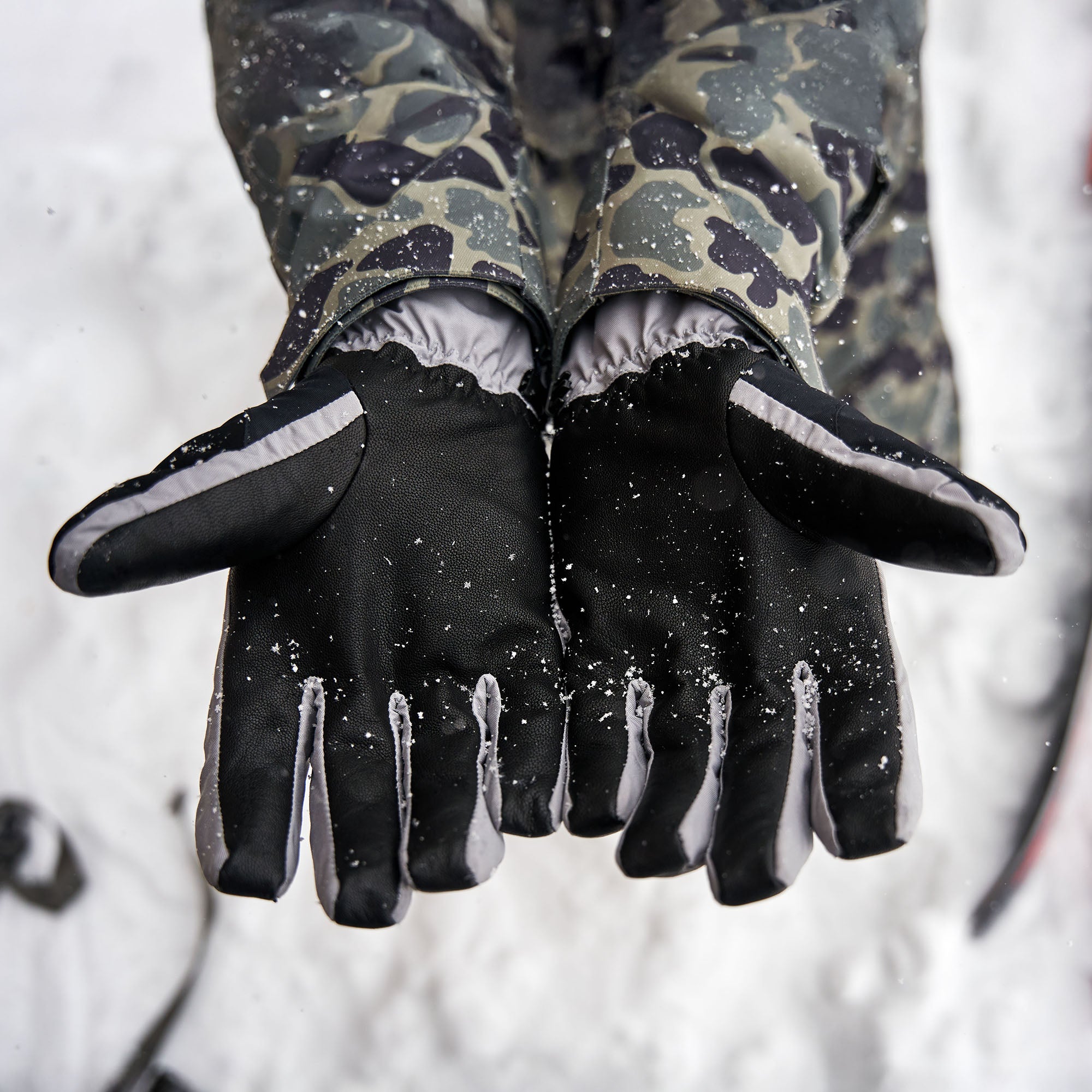 Camaro Short Gloves - Griffin - Image 5