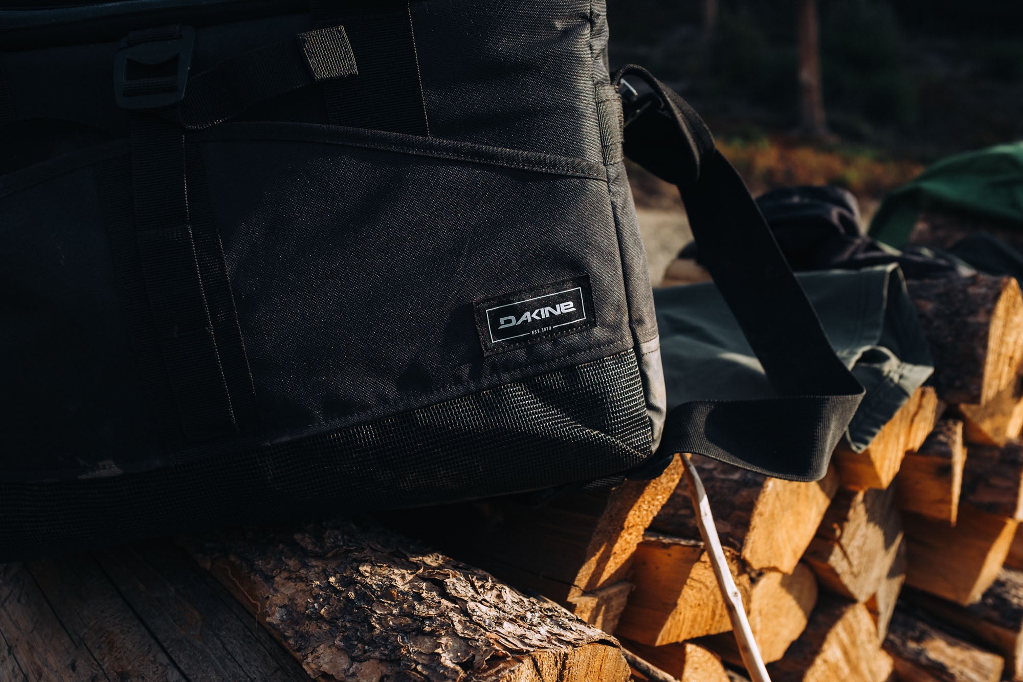 Cooler 50L - Black - Image 4