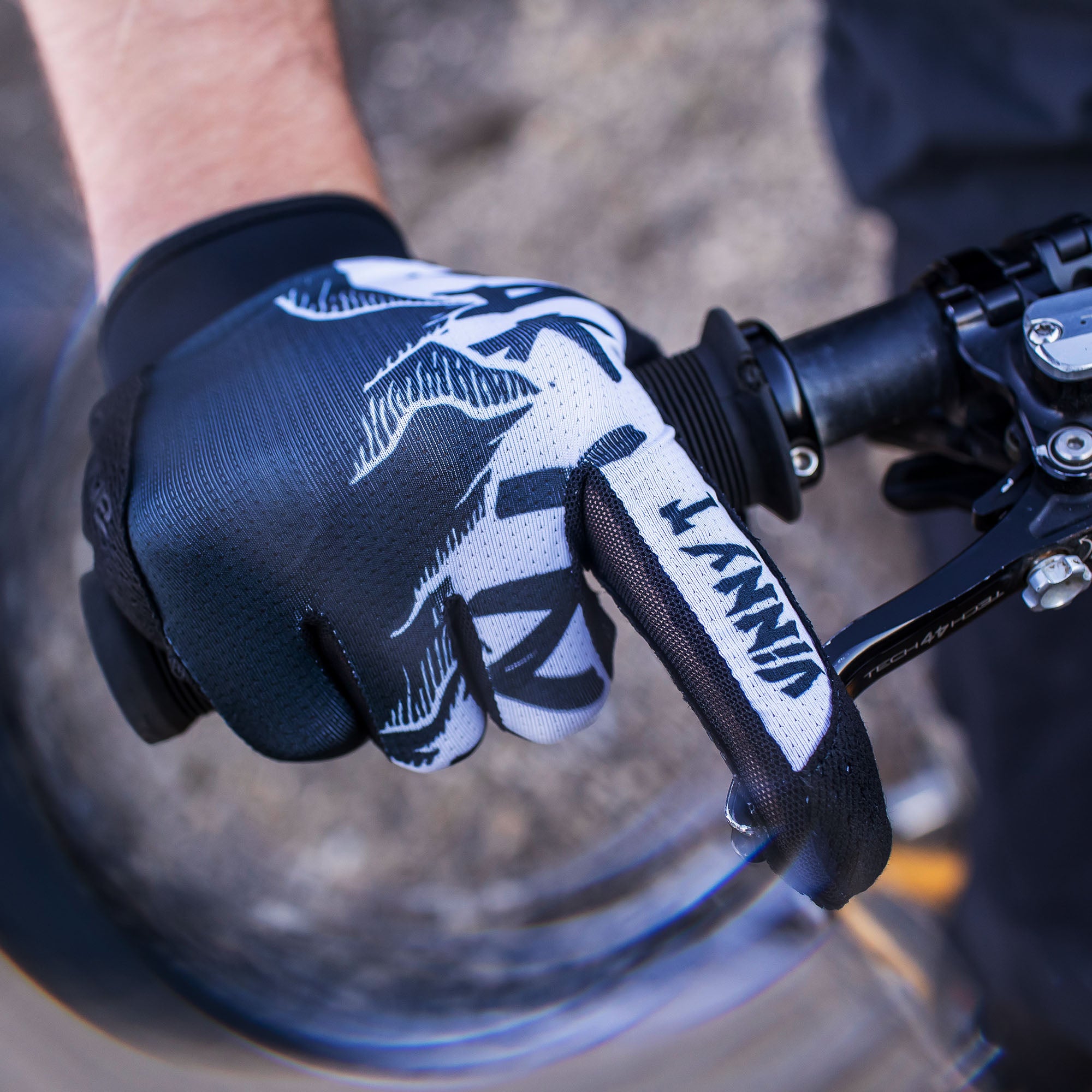 Vinny T Team Vectra 2.0 Bike Glove - Image 5