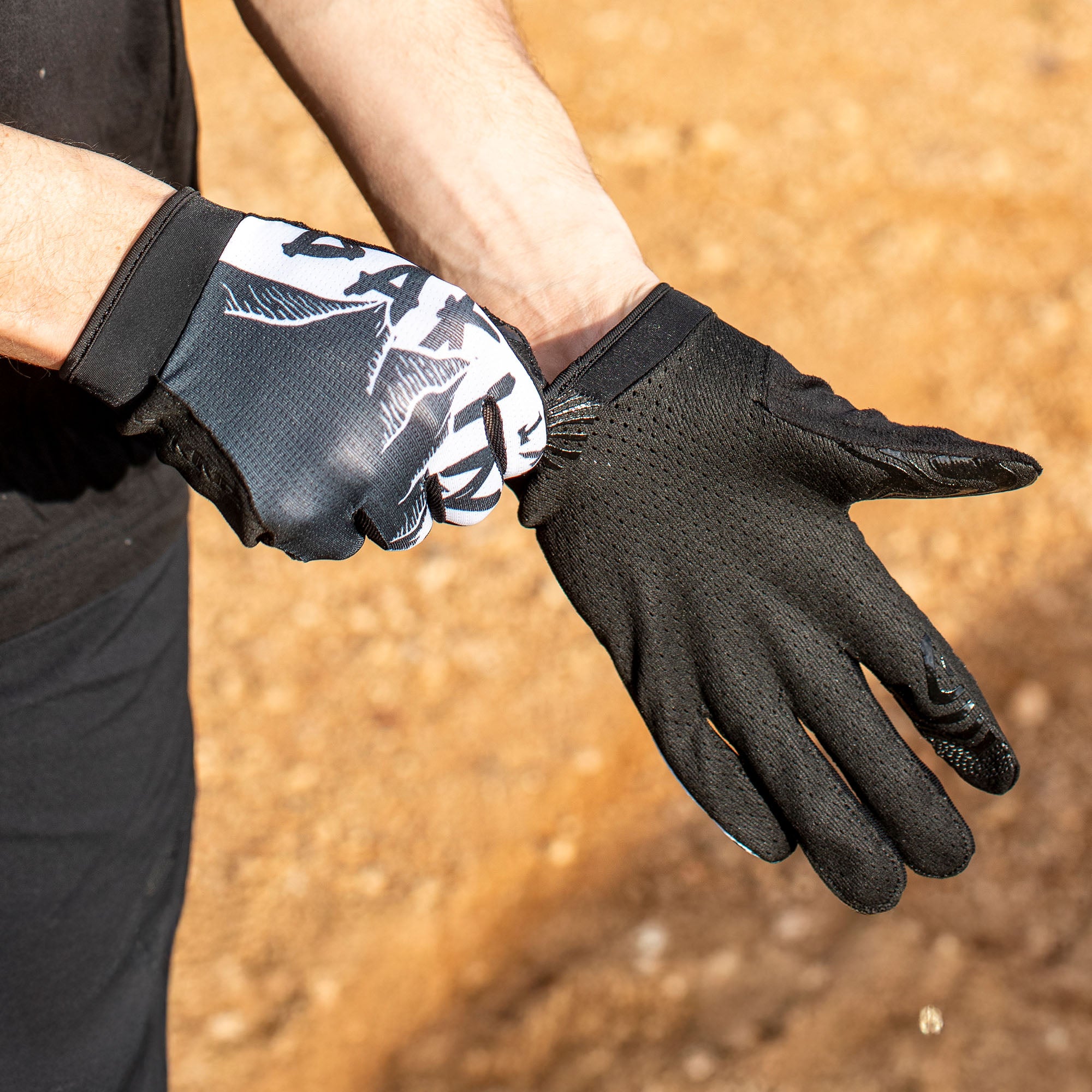 Vinny T Team Vectra 2.0 Bike Glove - Image 7