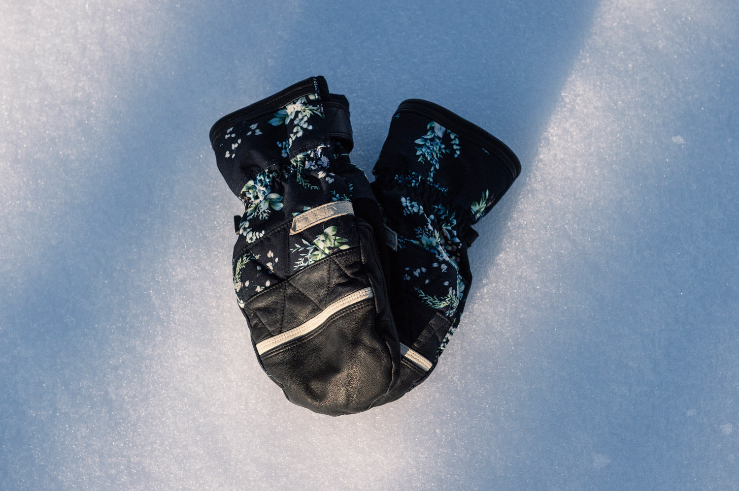 Fleetwood Mitt - Women's - Image 23