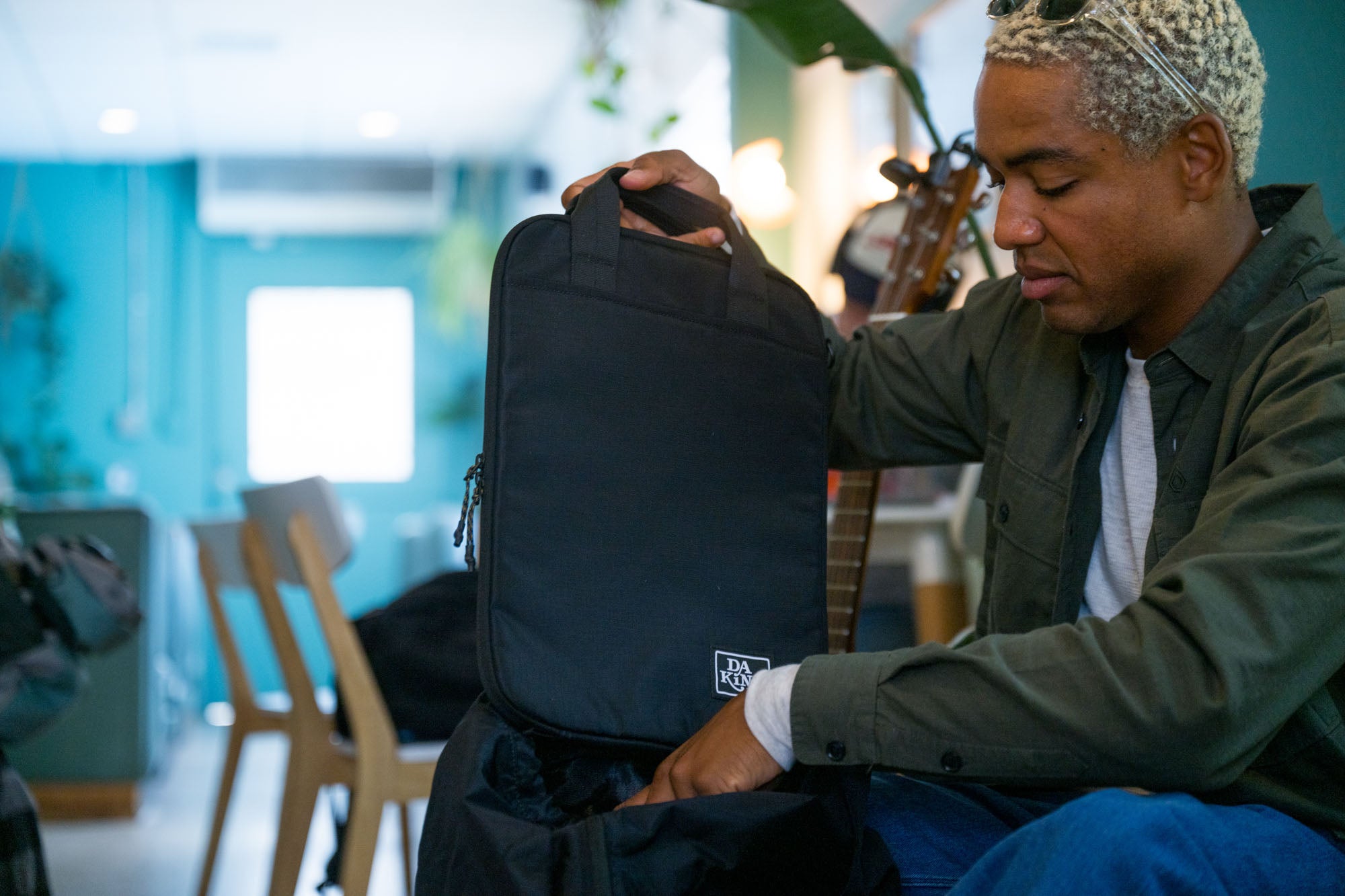 James Laptop Sleeve - Black - Image 6