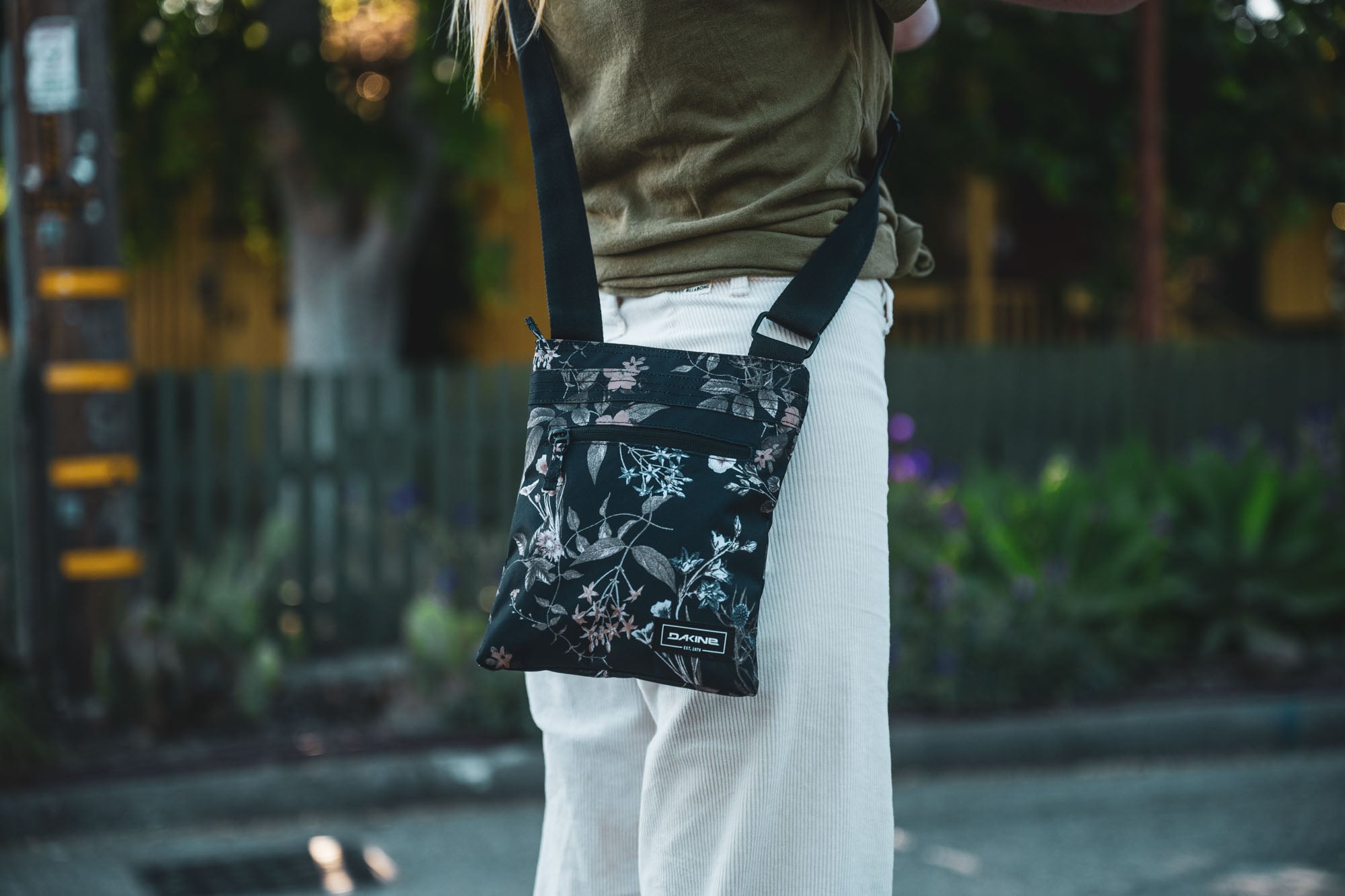 Jive Crossbody - Mulled Basil - Image 4