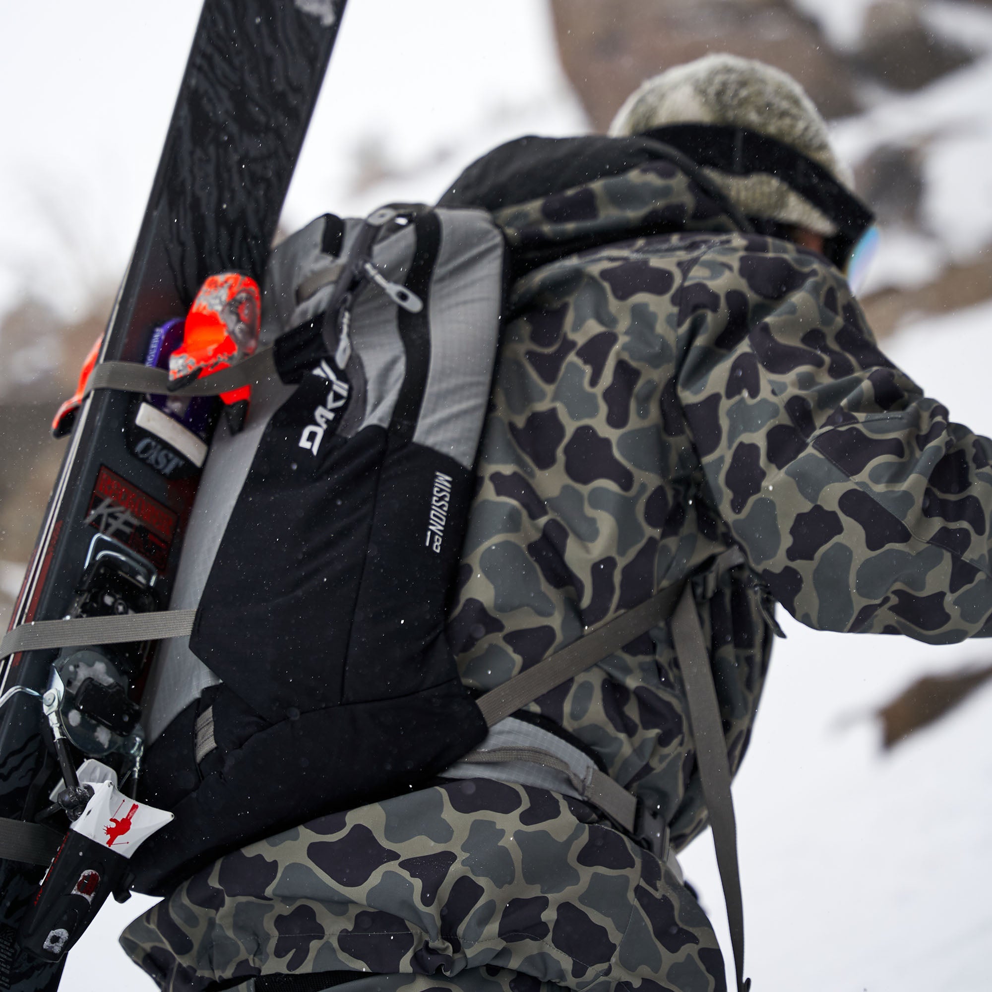 Mission Pro Backpack 18L - Black - Image 3