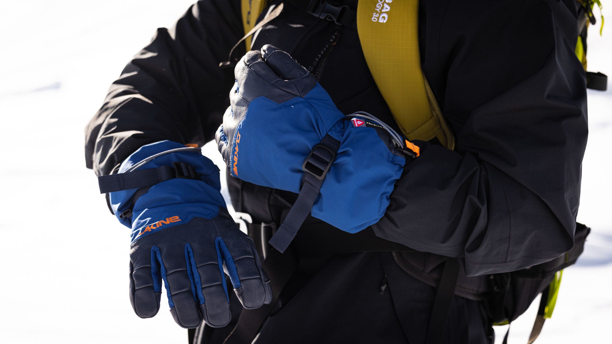 Phoenix GORE-TEX Glove - Image 22