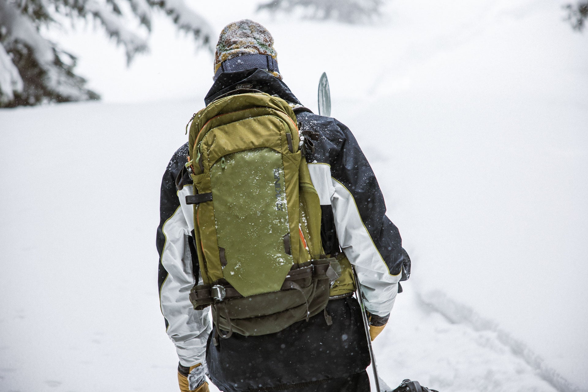 Poacher 32L Backpack - Image 18