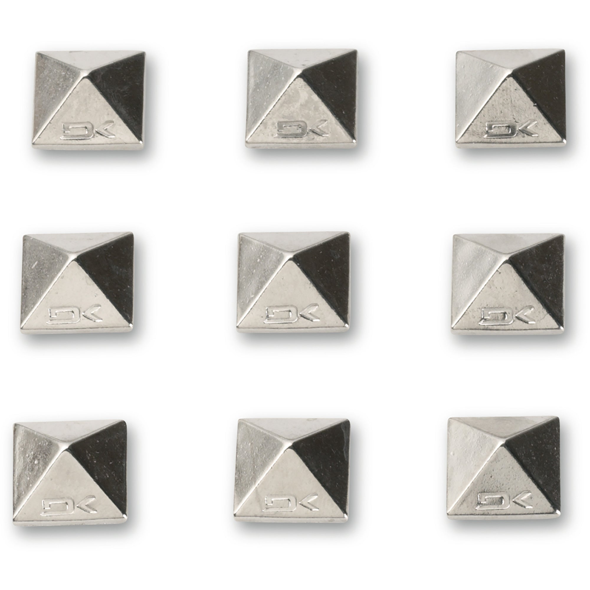 Pyramid Studs Snowboard Stomp Pad - Image 3