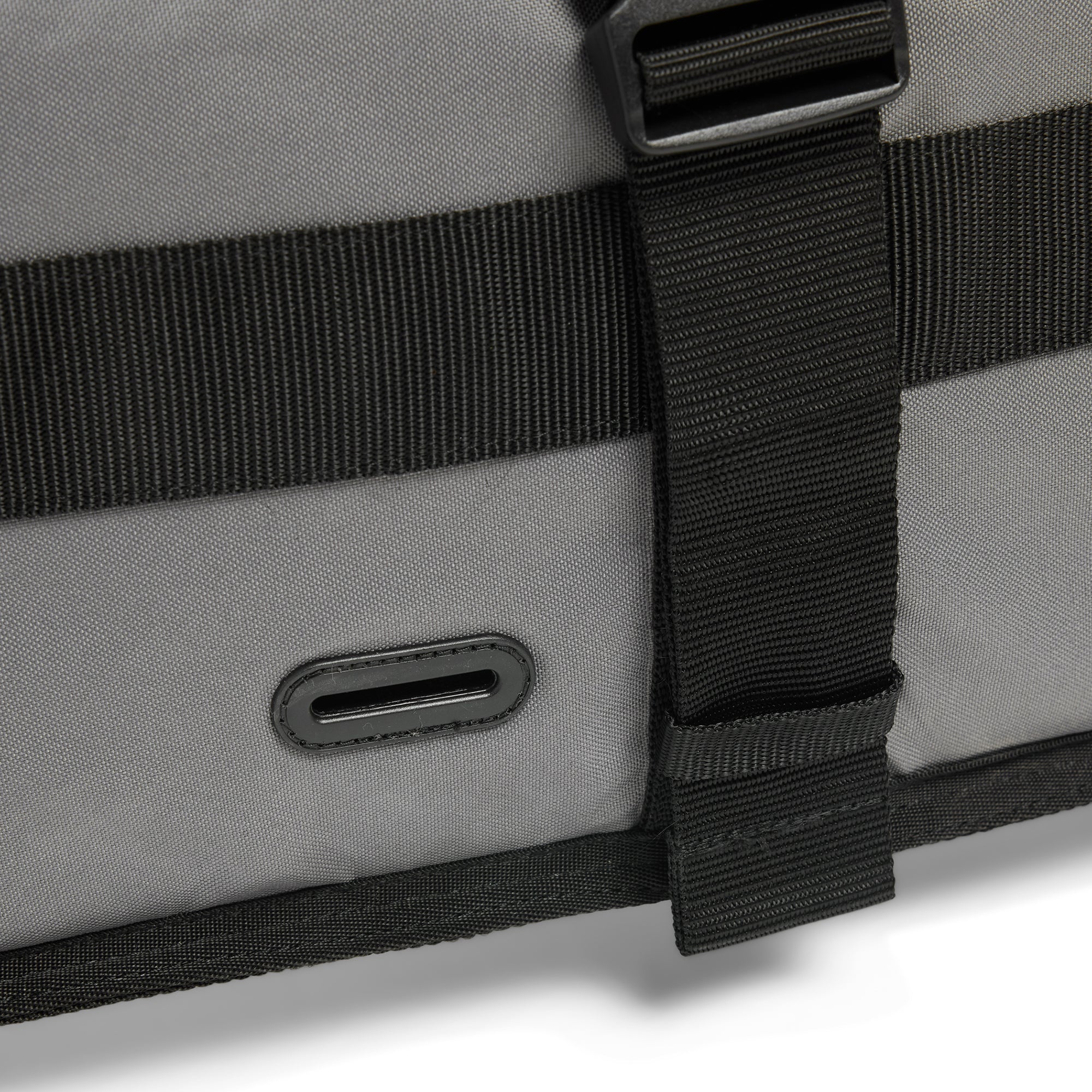 Regulator Triple Surfboard Bag - Castlerock/Stone - Image 7
