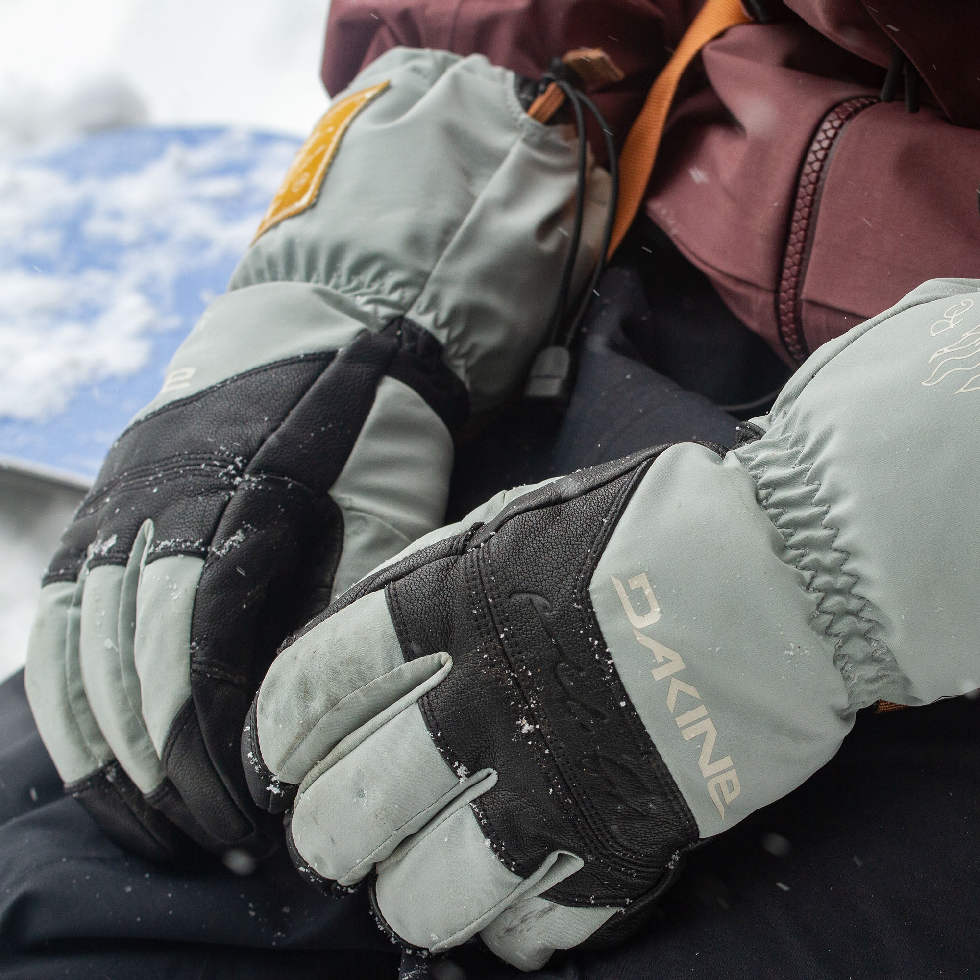 Team Excursion Gore-Tex Gloves - Red Gerard Griffin - Image 7