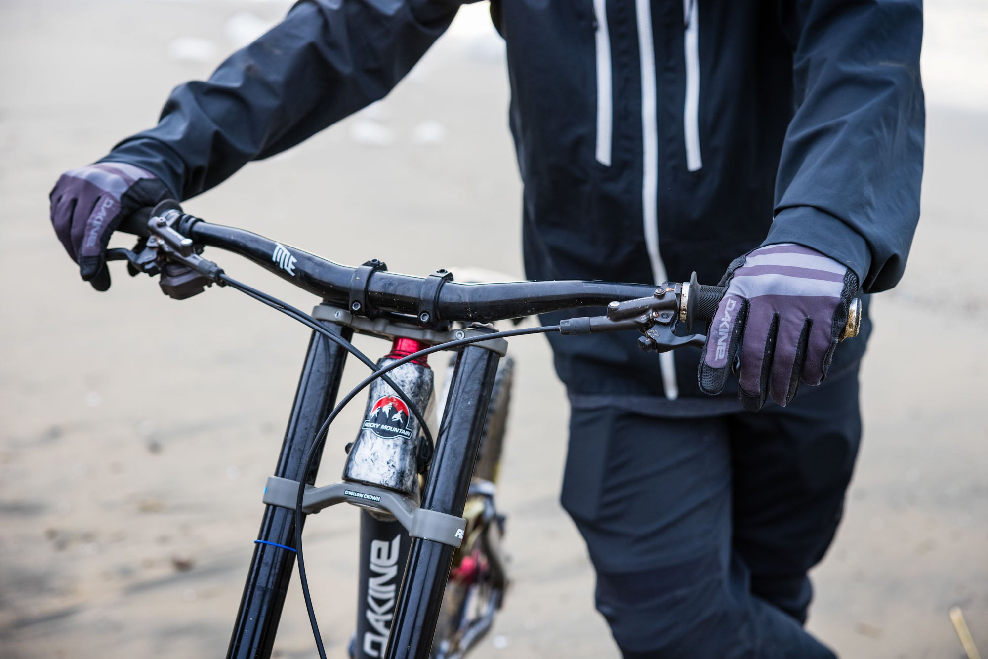 Thrillium Bike Glove - Image 8