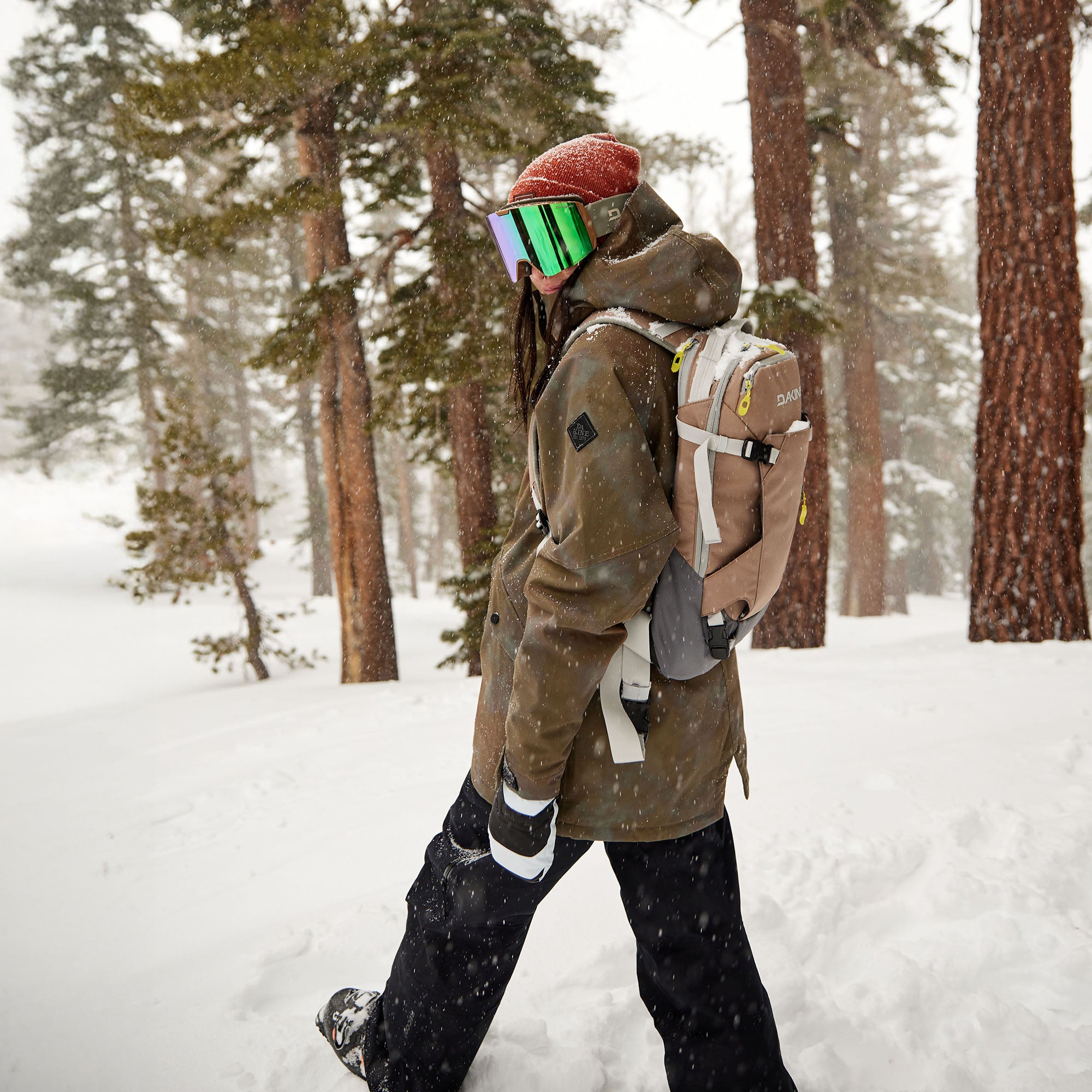 Womens Heli Backpack 12L - Pinebark - Image 4